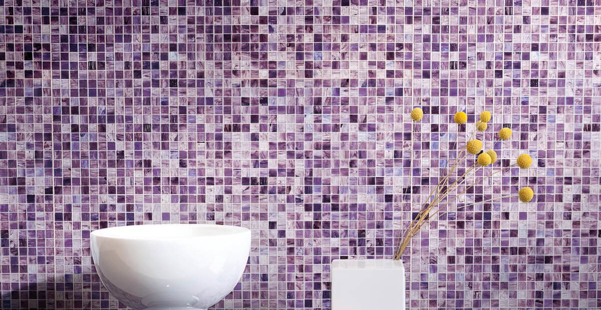 Mur en mosaïque de verre Bisazza violette