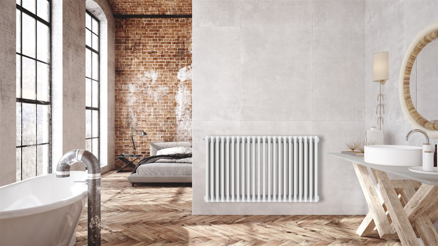 Salle de bain style loft avec radiateur à colonnes blanc Stelrad Column